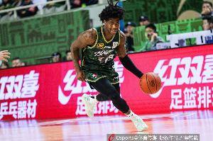 媒体人：不止一队想要肯德里克·戴维斯 但其优先续约权价格太贵