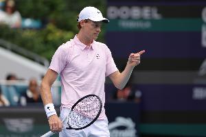 ATP世界排名：辛纳领跑，阿尔卡拉斯第二，38岁德约科维奇第四