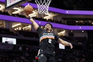 20岁78天！哈珀在季后赛得分篮板助攻抢断皆5+ NBA历史最年轻球员